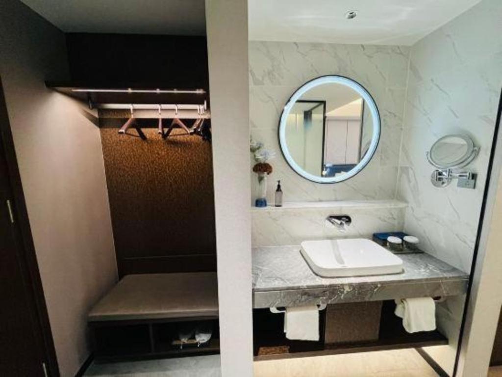 Yitel Premium Xuhui Hotel Shanghai